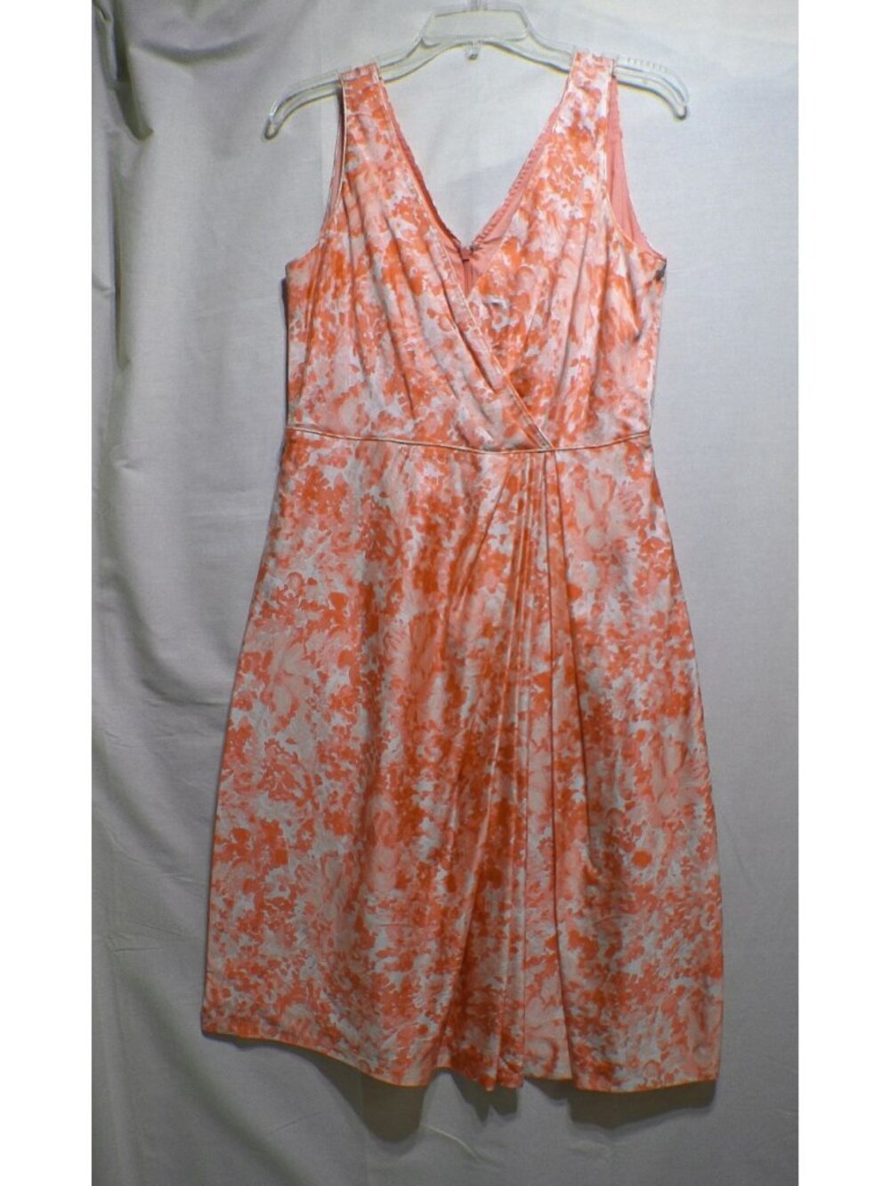 Talbots Dress Silk Peach Print Size 8 Deep V Neck